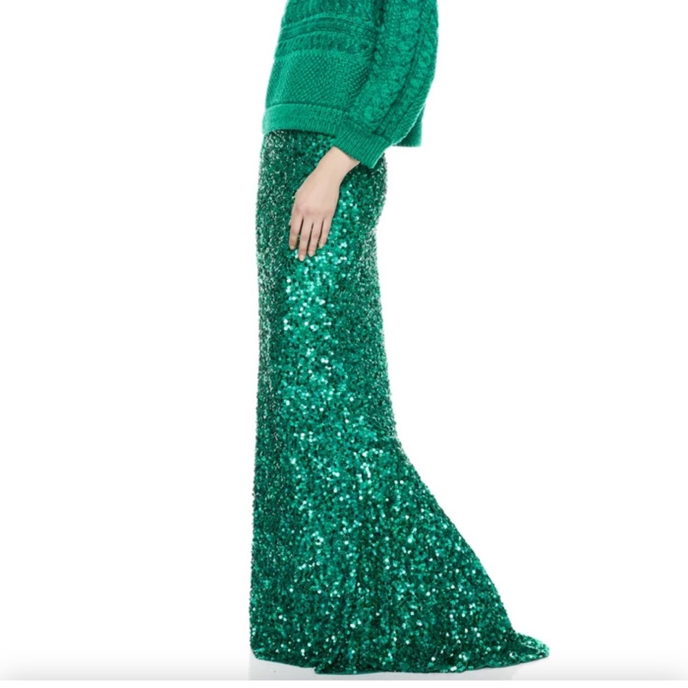 Another absolutely stunning cocktail, attire, sequence skirt